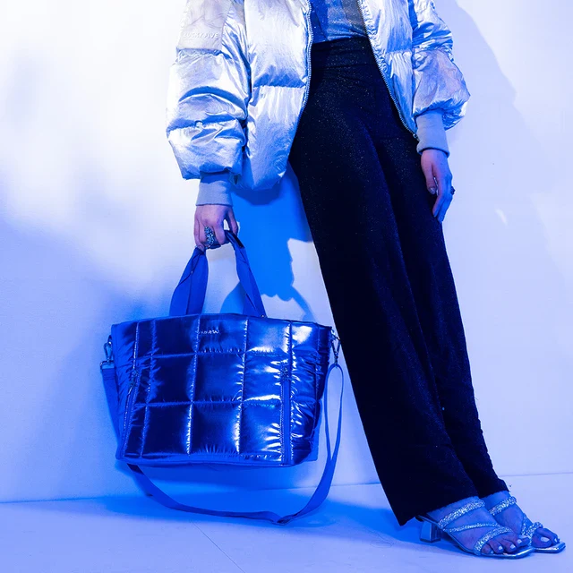 METALLIC MAGIC (TOTE BAG) - Image 9